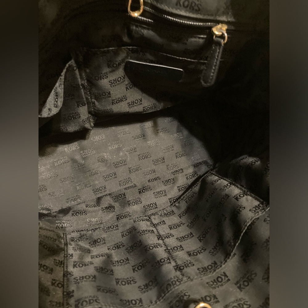 Very Rare Michael Kors | Authentic | Laser Cut Jet Set  Black Tote |Gold Accents - Picture 4 of 8